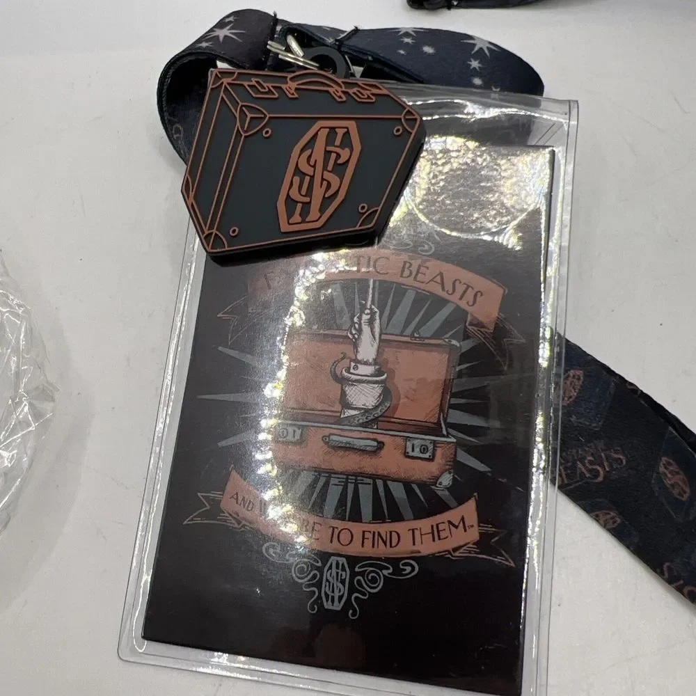 New‎ Fantastic Beasts Lanyard, Suitcase Keychain And Stupefy Keychain